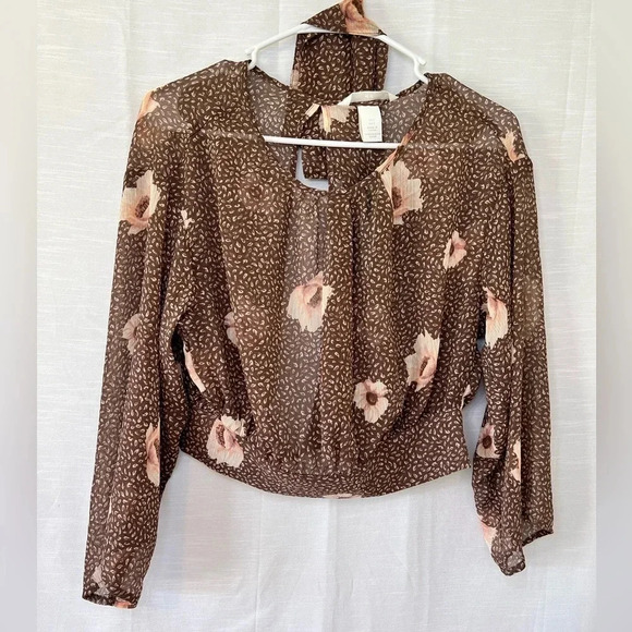 H&M Blouse with ties - Picture 2 of 7